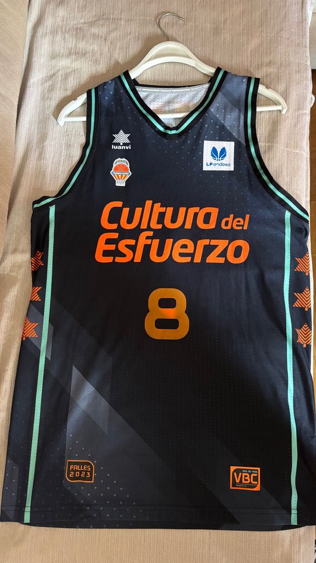Camiseta Valencia Basket Original Talla L