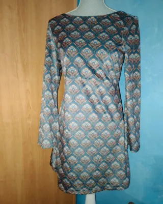 Vestido estampado estilo años 70