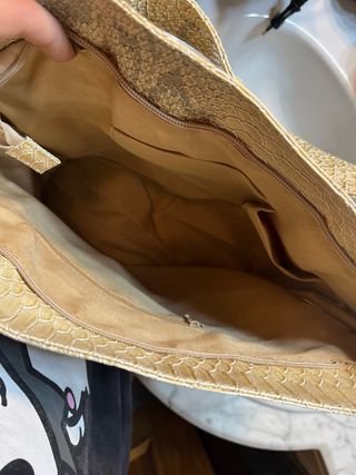 Bolso beige estampado serpiente