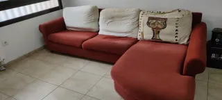 Sofá con chaiselongue