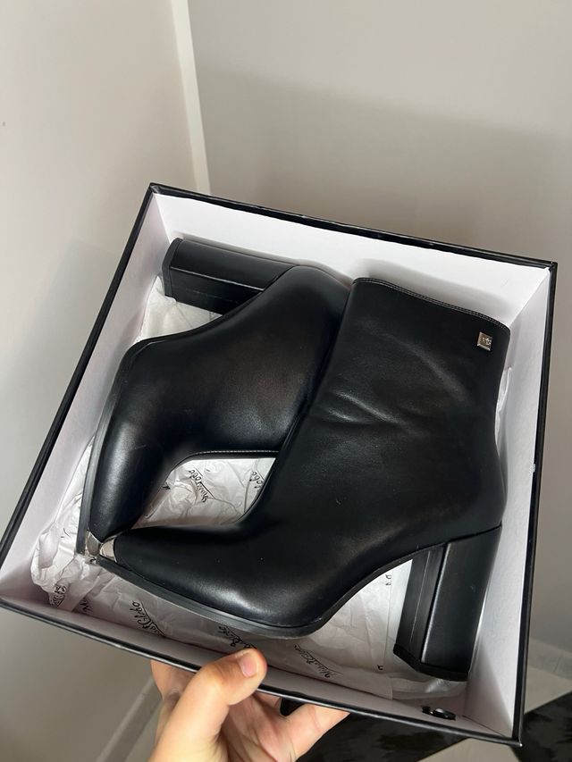 Stivaletto donna tacco alto nero - numero 39