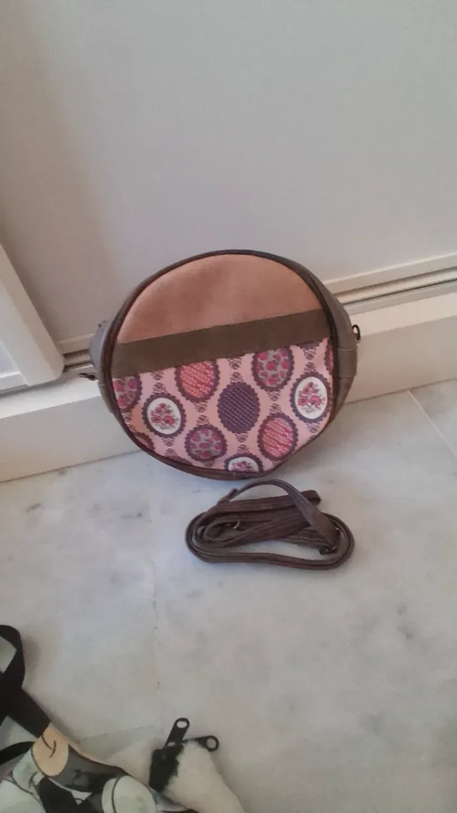 Bolso redondo Sweet Candy niña y mariposas