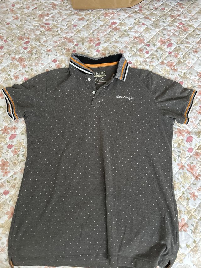 Jersey Bershka Rayas Beige y Blanco Talla M