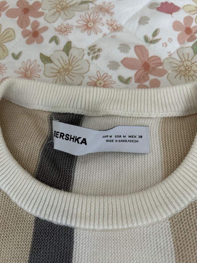 Jersey Bershka Rayas Beige y Blanco Talla M