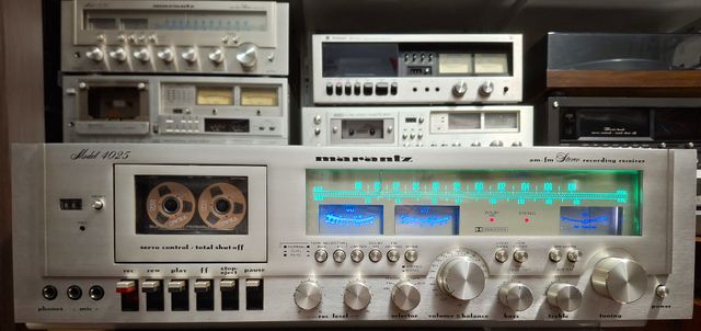 Altavoces + Tocadiscos + Receiver MARANTZ 4025