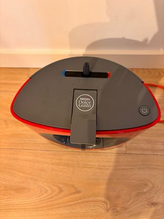 Cafetera Dolce Gusto Roja