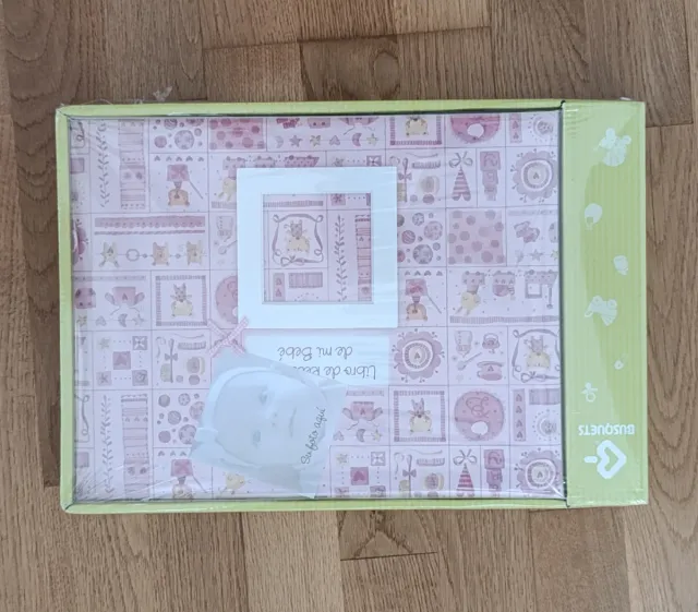 Libro de recuerdos para bebé Busquets