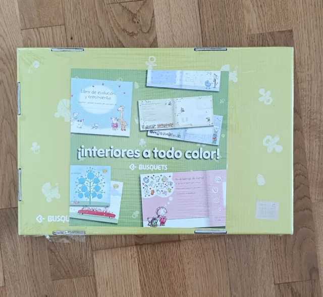 Libro de recuerdos para bebé Busquets