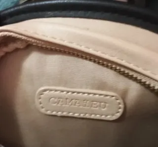 Bolso bandolera beige y negro