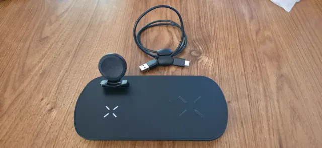Stazione Ricarica Wireless 3-in-1