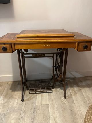 Máquina de coser antigua Sigma