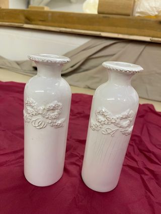 Coppia Vasetti Porcellana Bianchi Decorati