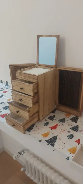 Portagioie grande in legno