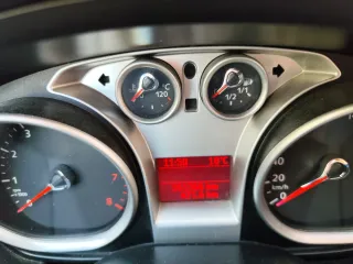 Ford Focus 2008. Muy cuidado.
