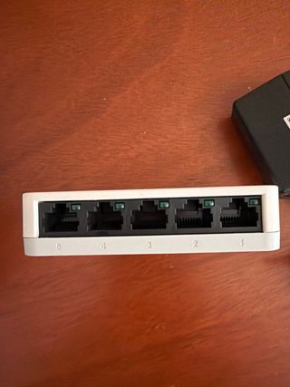 Switch D-Link GO-SW-5G F1