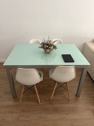 Mesa de comedor extensible Cristal y Metal 135x90