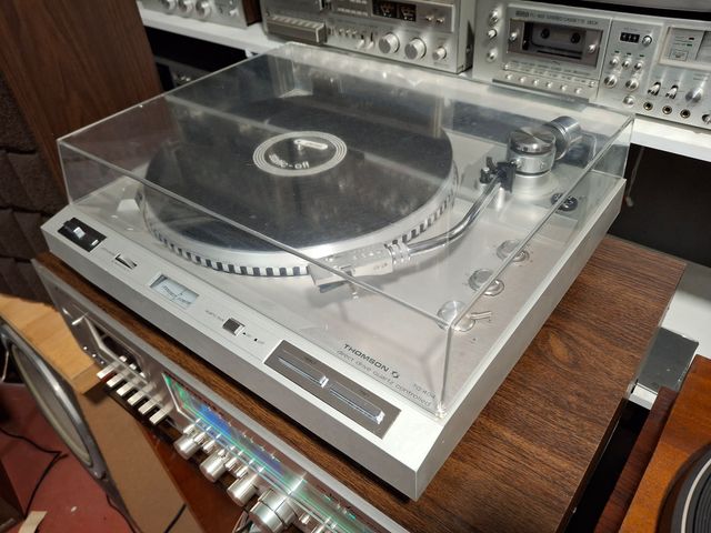 Tocadiscos THOMSON TQ404 de 1981 fabricado Japón