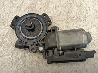 MOTOR ELEVALUNAS DELANTERO DERECHO KIA CEE'D * |