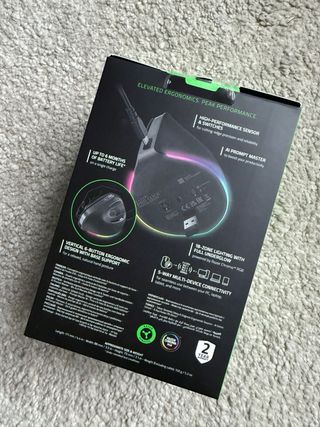 Razer Pro Click V2 Ratón Vertical Inalámbrico