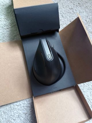 Razer Pro Click V2 Ratón Vertical Inalámbrico