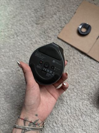 Razer Pro Click V2 Ratón Vertical Inalámbrico