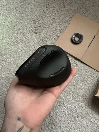 Razer Pro Click V2 Ratón Vertical Inalámbrico