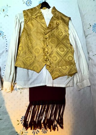 Traje de Saragüell Fallero Dorado y Rojo Vino