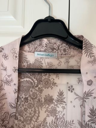 Kimono estilo japonés floral rosa