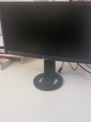 Pantalla de ordenador con 2 posiciones