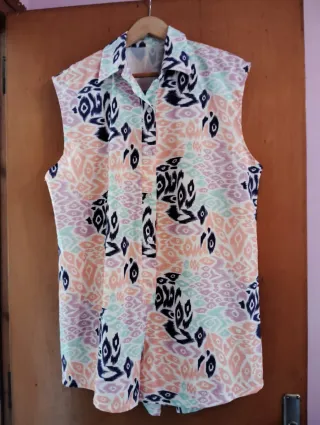 Mono sin mangas estampado