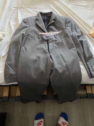 Traje Zara Man Gris
