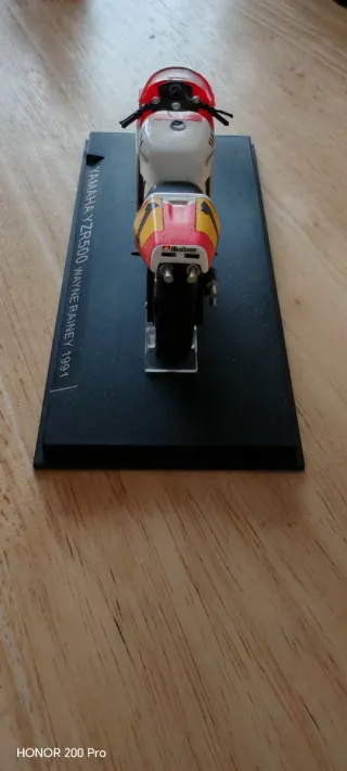 Moto Colección Yamaha YZR500 Escala 1:18