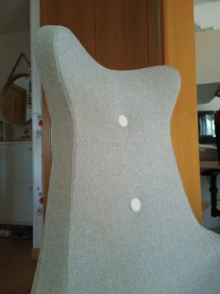 Butaca de diseño gris