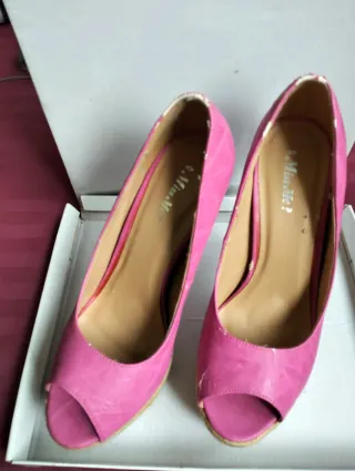 Zapatos de tacón rosa plataforma