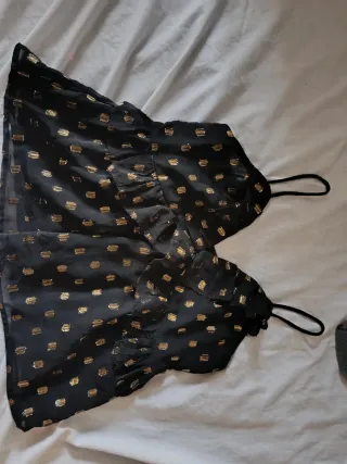 Blusa/corpiño negra con estampado dorado