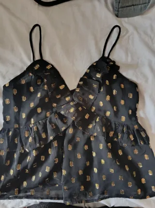 Blusa/corpiño negra con estampado dorado