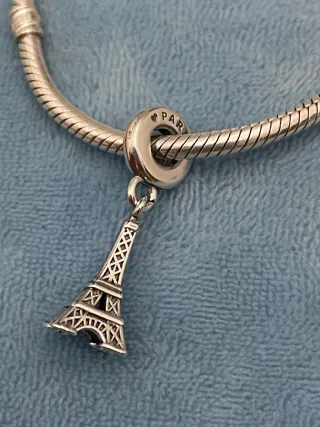 Charm Torre Eiffel 
