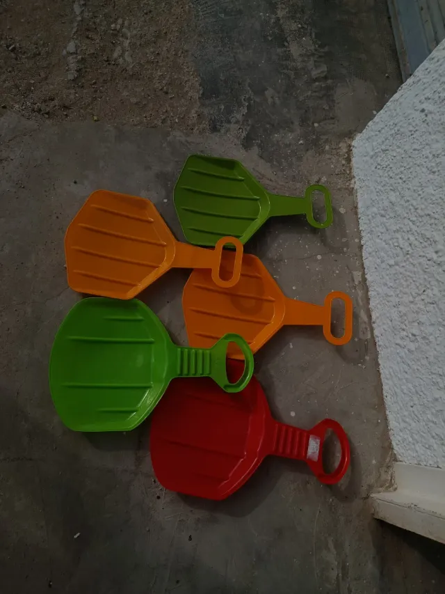 Palas de nieve de plástico (5 unidades)