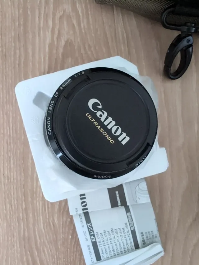 Lente Canon EF 28mm f/1.8 USM