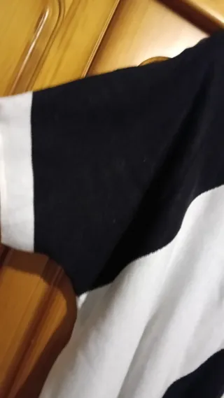 Jersey negro y blanco talla única