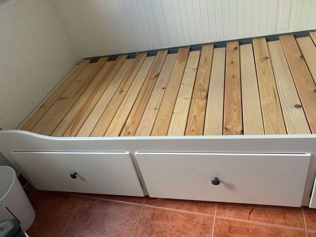 Cama Ikea. Hay que desmontar. recogida en ELBOSQUE