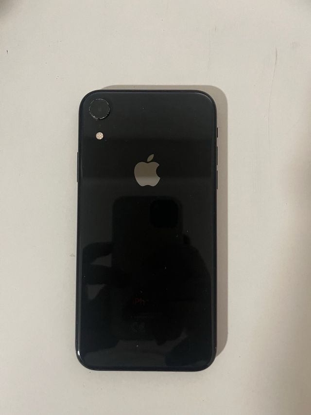iPhone XR Negro
76% de salud de la batería 