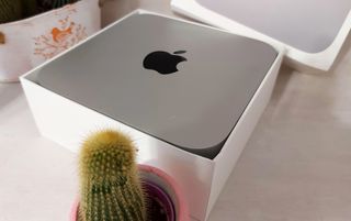 Mac Mini Apple i7 3.0GHz 16GB RAM 512GB SSD Caja