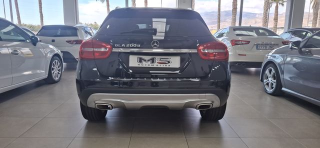 Mercedes-Benz GLA 200 URBAN AUTOMÁTICO 2016