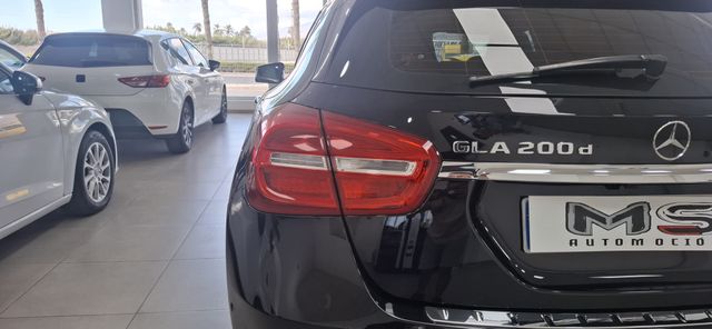 Mercedes-Benz GLA 200 URBAN AUTOMÁTICO 2016