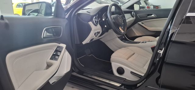 Mercedes-Benz GLA 200 URBAN AUTOMÁTICO 2016