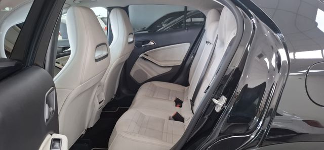 Mercedes-Benz GLA 200 URBAN AUTOMÁTICO 2016
