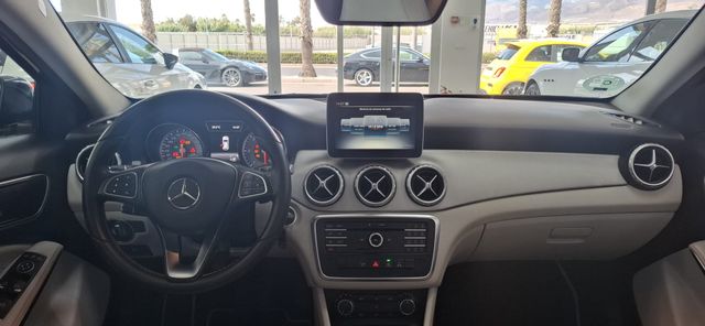 Mercedes-Benz GLA 200 URBAN AUTOMÁTICO 2016