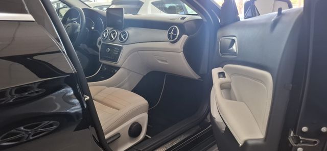 Mercedes-Benz GLA 200 URBAN AUTOMÁTICO 2016