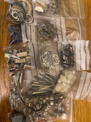 Lote Abalorios y Piezas para Bisutería